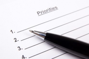 close up of blank list of priorities and pen